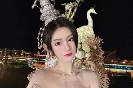 14岁开演唱会22岁赚到2个亿春晚请不动他竟没人说他耍大牌