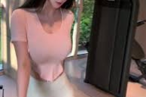 知名男明星承认婚内出轨后首次公开露面 知名男明星承认婚内出轨后首次公开露面
