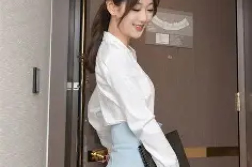 网红县委书记辞官这半年：离官员渐远离草根渐近