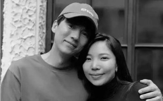 宋宁峰被曝婚内出轨！带女儿幽会惊呆全网